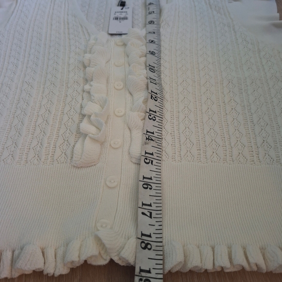 Express White Ruffled Women's Knit Top Sz XL - Picture 8 of 10